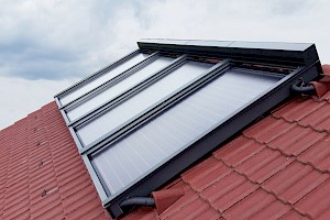 Rolete za strešna okna ali solarne kolektorje VECTO, RAL 7016, antracit siva